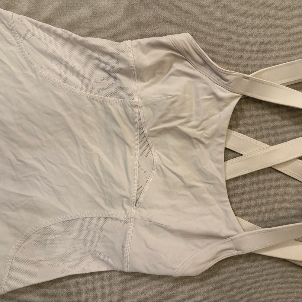 lululemon athletica White Tank Top, Size 6